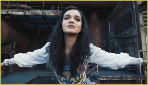 Is Lucy Gray related to Katniss in The Hunger Games series?